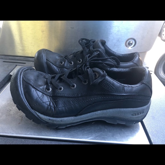keen black leather shoes
